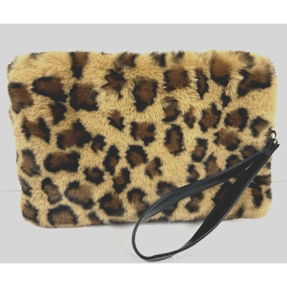 Jane & Berry Fuzzy Leopard Print Wristlet Faux Fur Clutch Y2K Animal Print